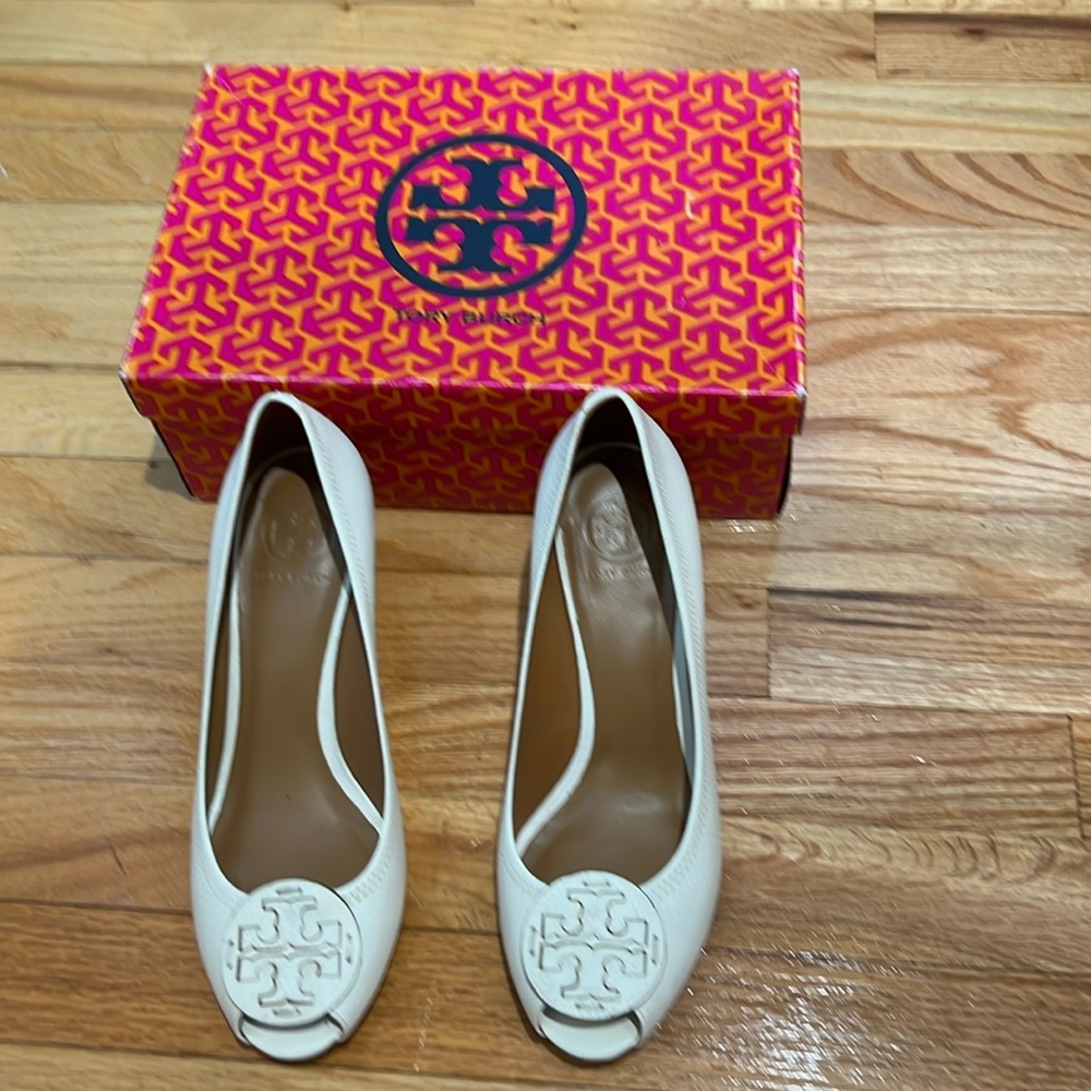 Size 10 Tory Burch shoes